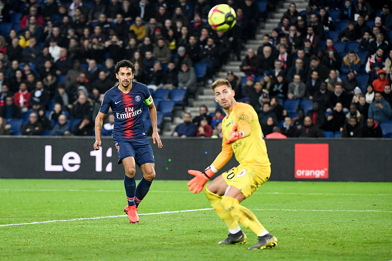 西甲半场：瓦莱拉劲射破门，埃尔切暂1-0赫罗纳