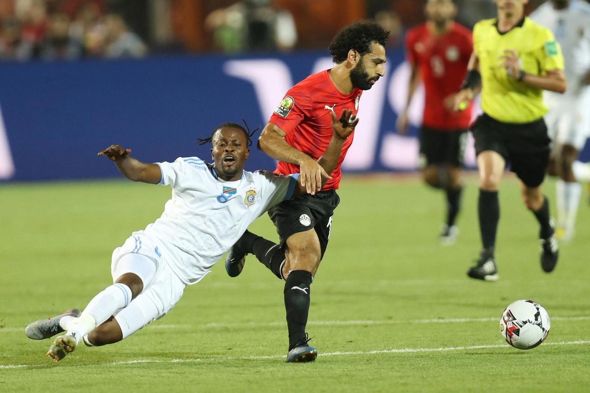 足球报：郑智接手西海岸帅位的可能性最大，但尚未最后敲定（足球报：郑智最有望出任西海岸主帅，最终决定尚未敲定）