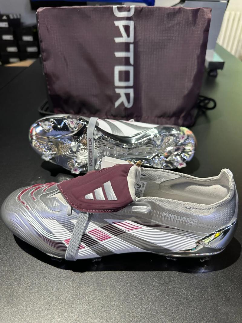 诺维奇主帅：阿杰伊很出色，尽管巴萨有兴趣但我们希望留住他（诺维奇主帅：阿杰伊表现出色，即便巴萨有意也希望将其留队）