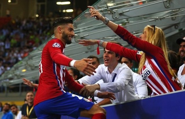 亚精英赛战报：穆希卡戴帽+补时2球，萨德4-2迪拜国民（亚精英赛：穆希卡帽子戏法补时双响，萨德4-2击退迪拜国民）