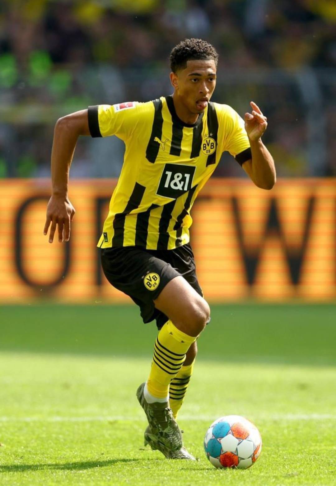 科莫利：尤文的DNA是胜利；足球书籍有些无聊我喜欢科学文章（科莫利：尤文骨子里是胜利基因；足球书太无聊，我更爱科学文章）