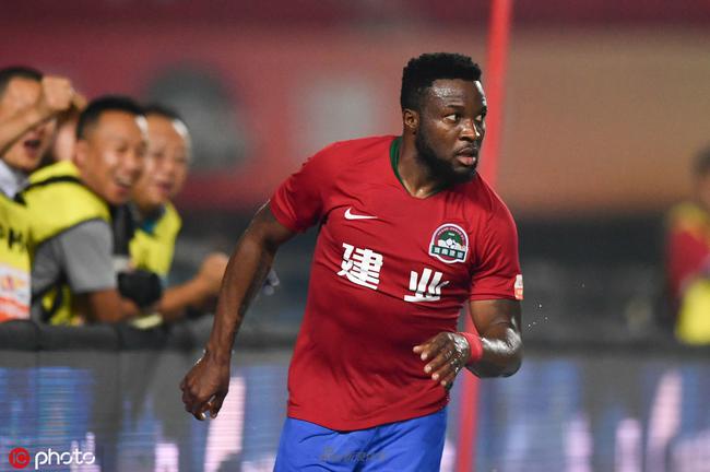 6场欧冠输掉2场，阿隆索成皇马6年来最快吃2欧冠败仗教练（欧冠前6战2负，阿隆索成皇马近6年最快遭两败主帅）