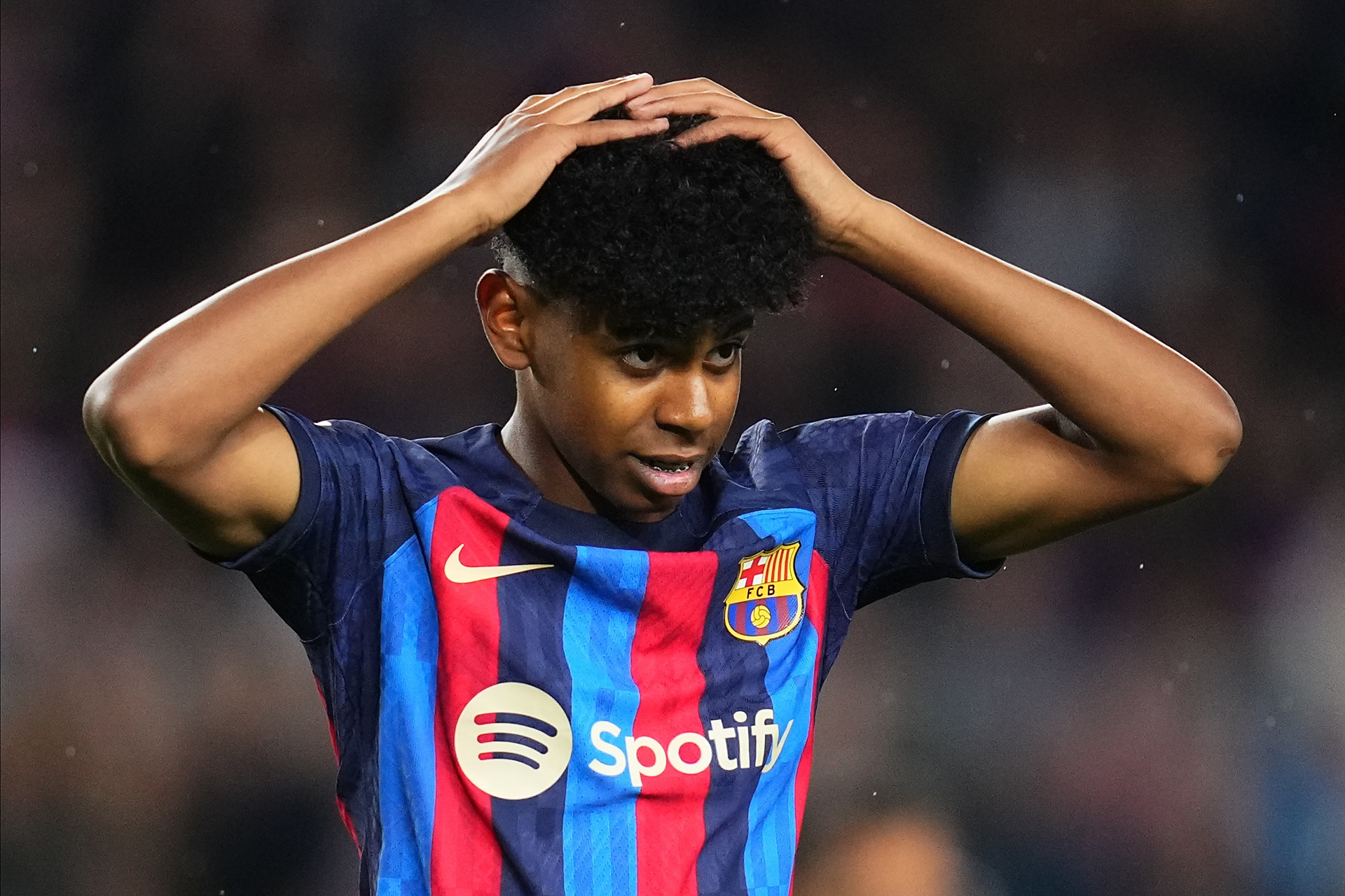 杜克兰特连续得分，全队士气高涨