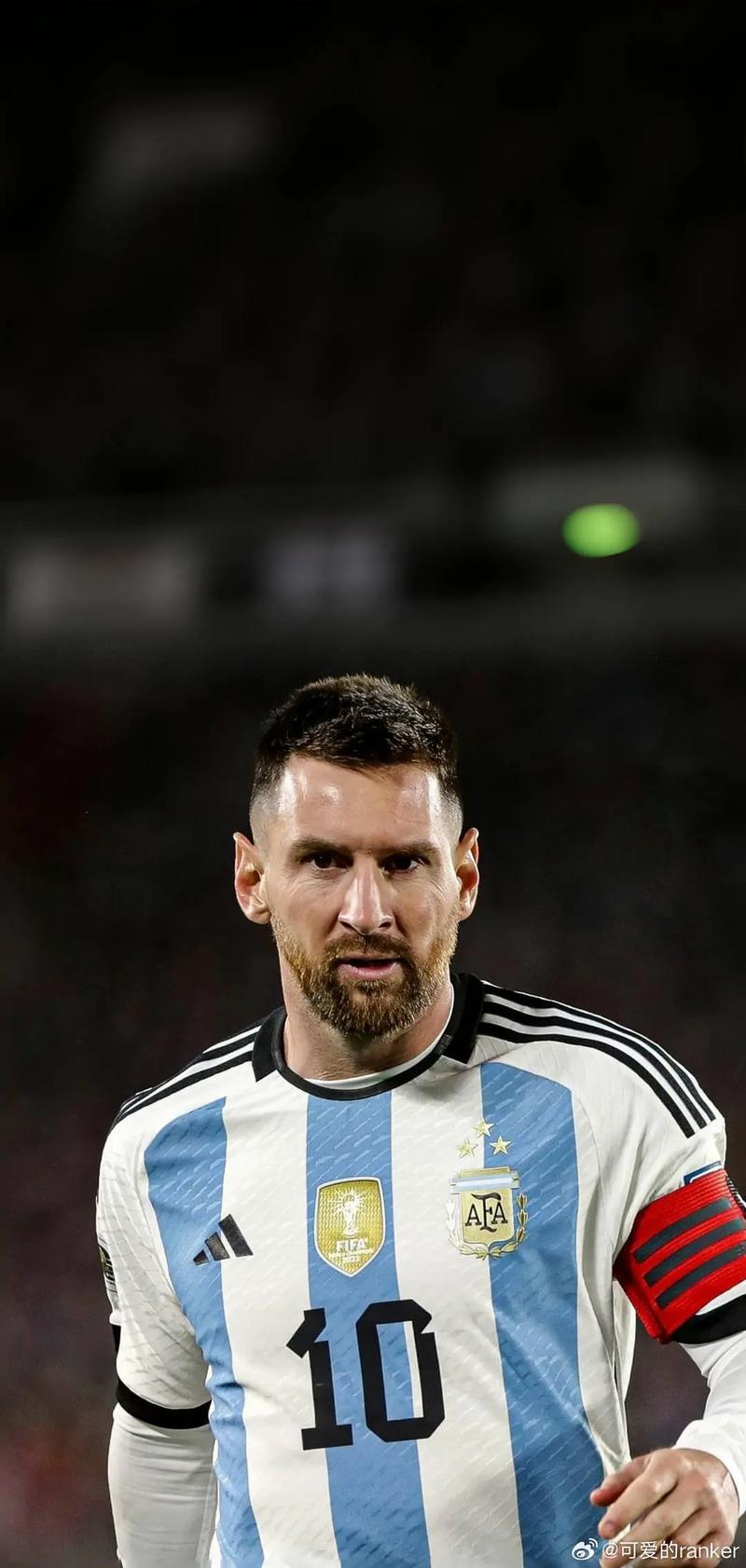 太阳报：英格兰球迷对世界杯票价不满，指责这是资本敛财行为